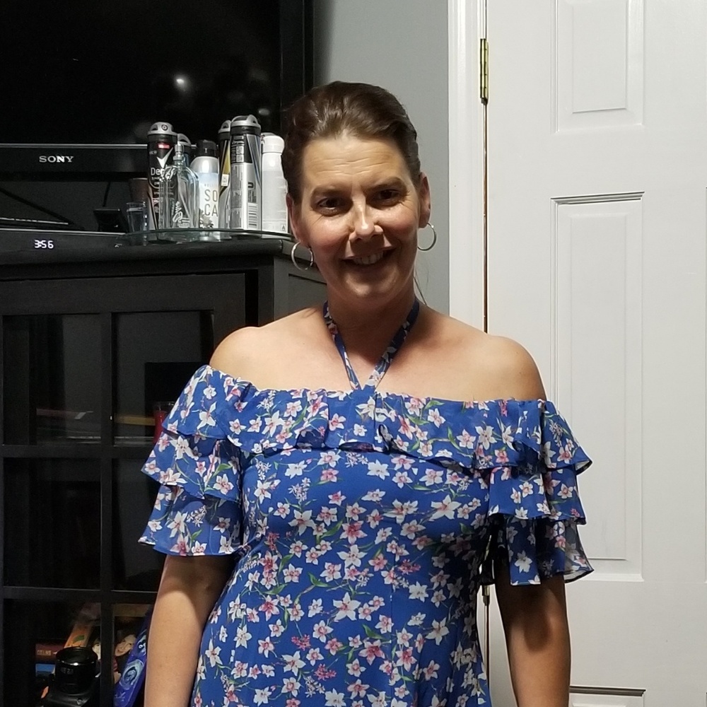 Meet your Posher, Desiree